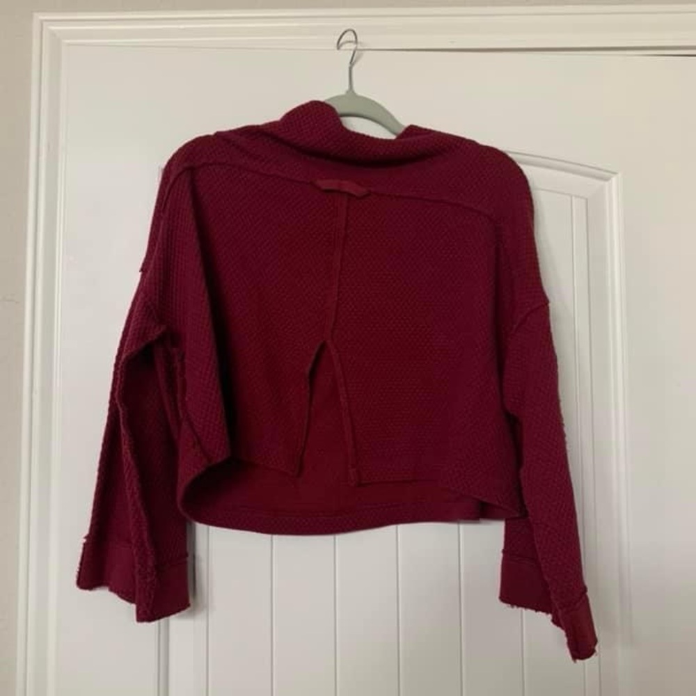 Free People Raspberry Cropped Sweater - Picture 2 of 2